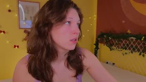 Lea online show from 12/21/25, 04:25