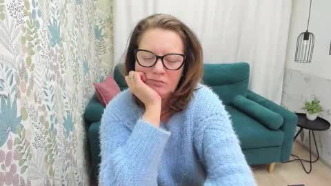 Snapshot of lea_fruit chatting on 02/14/26, 05:32 Lea online show from 02/14/26, 05:32