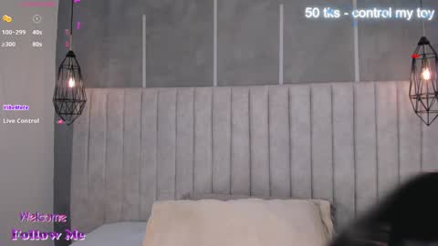    online show from 02/08/25, 06:22