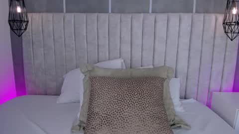    online show from 02/04/26, 06:36