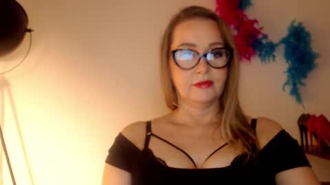 Snapshot of leadesire chatting on 01/18/25, 12:15 LEA online show from 01/18/25, 12:15