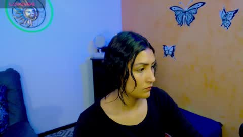 Snapshot of leah_666 chatting on 12/22/24, 12:05 leah 666 online show from 12/22/24, 12:05