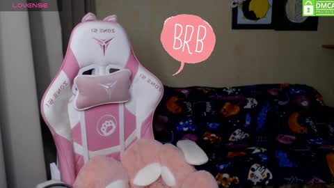 Snapshot of leah__gotty chatting on 12/10/24, 02:28 Leah Gotty online show from 12/10/24, 02:28