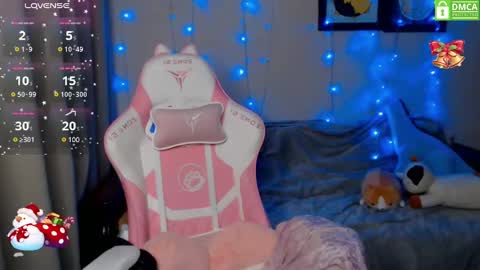 Snapshot of leah__gotty chatting on 12/28/24, 02:53 Leah Gotty online show from 12/28/24, 02:53