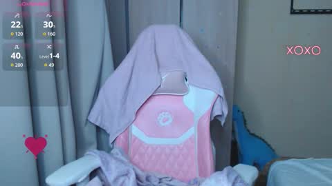 Leah  Gotty online show from 12/02/25, 02:06