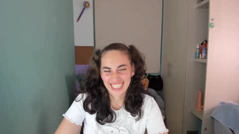 Laura online show from 01/21/25, 06:00