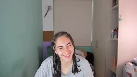 Laura online show from 01/23/25, 04:15