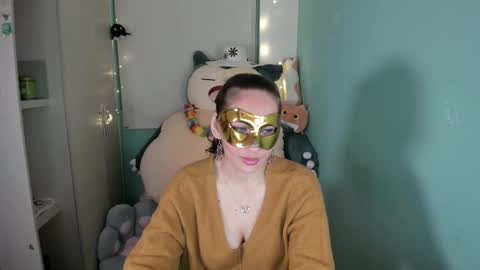 Laura online show from 03/03/26, 12:22