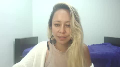 leah_susman online show from 10/07/25, 01:58