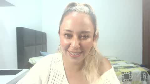 leah_susman online show from 03/19/26, 03:54