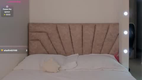 leahaltomm online show from 11/11/25, 09:37