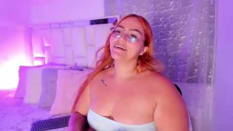 Leah  online show from 12/05/25, 03:59