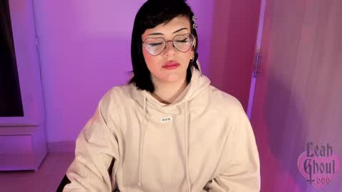  Leah   Independent Model  OF leahghoul666  online show from 02/06/25, 02:55