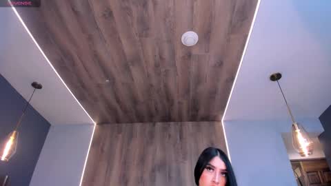 leahlombardi_ online show from 10/11/25, 03:39