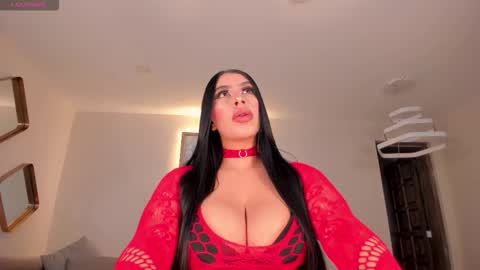 leahlombardi_ online show from 11/11/25, 03:39