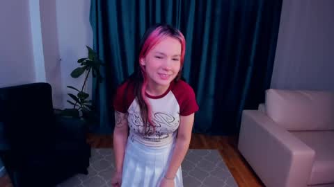 Luna online show from 04/07/26, 04:07