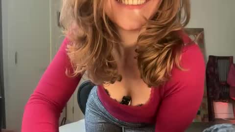 Leah Sparkles online show from 02/02/26, 03:22