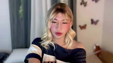 Snapshot of leanashleychatto2 chatting on 07/12/26, 08:44 Miss Candy online show from 07/12/26, 08:44