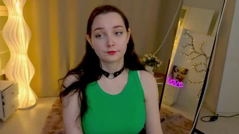 Snapshot of leandecoste chatting on 05/11/26, 02:45 Jane online show from 05/11/26, 02:45