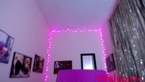 Leandra online show from 02/19/25, 03:27