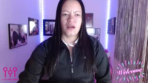 Leandra online show from 09/11/25, 01:00