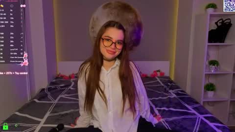 Sophie online show from 03/01/26, 07:05