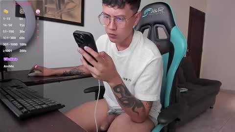 Snapshot of leaneseb chatting on 02/17/26, 05:30 leaneseb online show from 02/17/26, 05:30