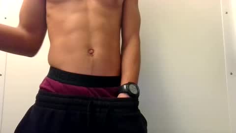 Snapshot of leanlance27 chatting on 10/26/25, 06:03 leanlance27 online show from 10/26/25, 06:03