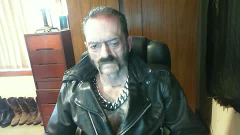 leathergreaser online show from 02/11/25, 12:28