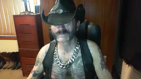 leathergreaser online show from 01/07/26, 07:05