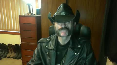 leathergreaser online show from 04/03/26, 11:14