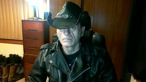 leathergreaser online show from 07/01/26, 04:40