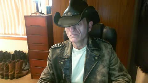 leathergreaser online show from 07/09/26, 06:06