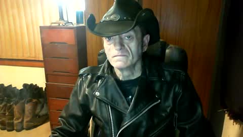 leathergreaser online show from 07/09/26, 08:02