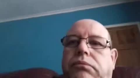 leatherpants68 online show from 10/03/25, 06:54