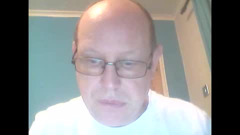 leatherpants68 online show from 06/09/26, 09:37