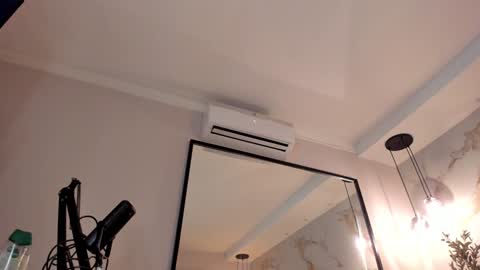    online show from 01/19/25, 05:48