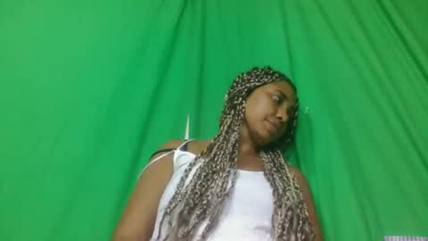 Snapshot of leatiana chatting on 02/19/26, 10:44 leatiana online show from 02/19/26, 10:44