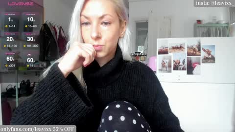 LeaVixx online show from 12/12/24, 11:07