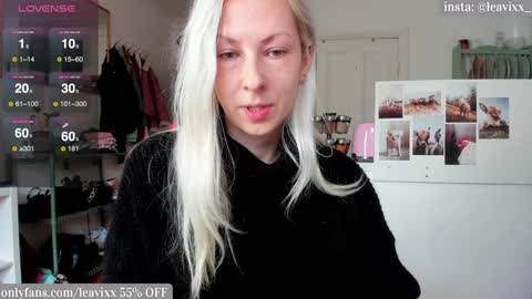 LeaVixx online show from 12/18/24, 10:08