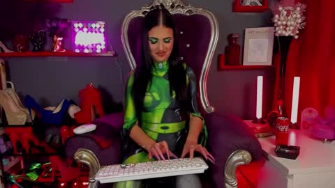 Lea online show from 03/17/26, 10:24