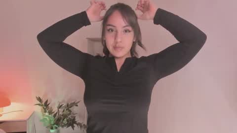 Dani  online show from 11/07/25, 03:17