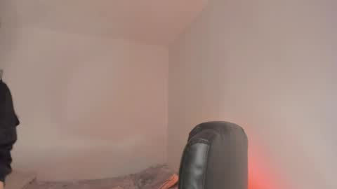 Dani  online show from 04/26/26, 07:28