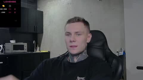 Snapshot of lechery_boy chatting on 12/15/24, 04:18 Lechery boy online show from 12/15/24, 04:18