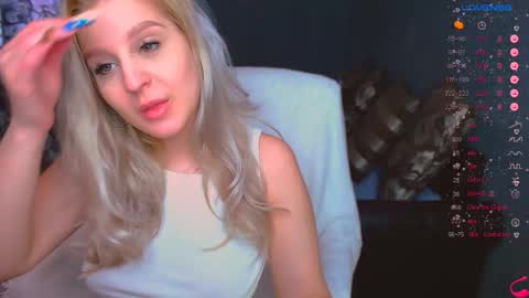 Veronica online show from 10/03/25, 06:32