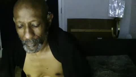Snapshot of leeguy_hugedick chatting on 07/06/26, 09:06 Ebony DeafGuy online show from 07/06/26, 09:06