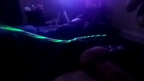 Snapshot of leemen33 chatting on 11/21/25, 08:57 Michael online show from 11/21/25, 08:57