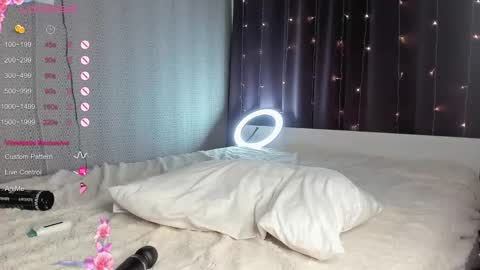 Emily  pvt open ONLY WITH EXTRA TIPS online show from 03/04/25, 06:15