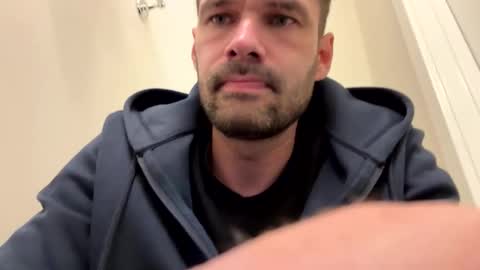 Snapshot of leexxx_69 chatting on 10/24/25, 10:55 leexxx_69 online show from 10/24/25, 10:55