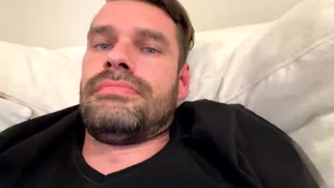 Snapshot of leexxx_69 chatting on 10/29/25, 12:57 leexxx_69 online show from 10/29/25, 12:57